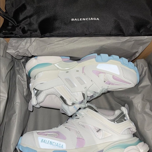 Brand New Balenciaga track sneakers - Picture 1 of 3